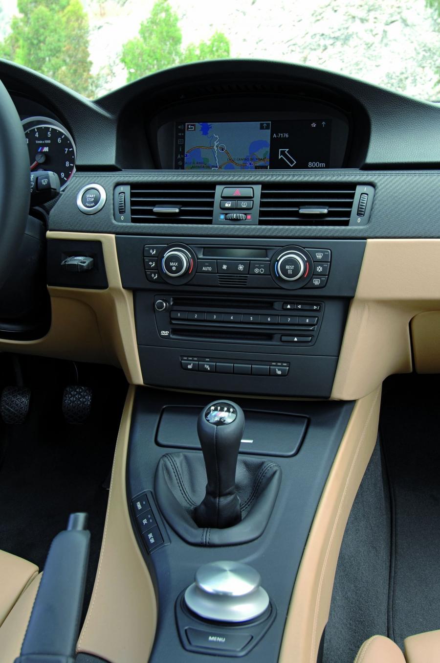 BMW M3 2008 года  (фото 205 из 219)